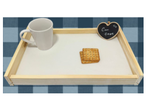 BANDEJA BRANCA C/PÉ CAFÉ